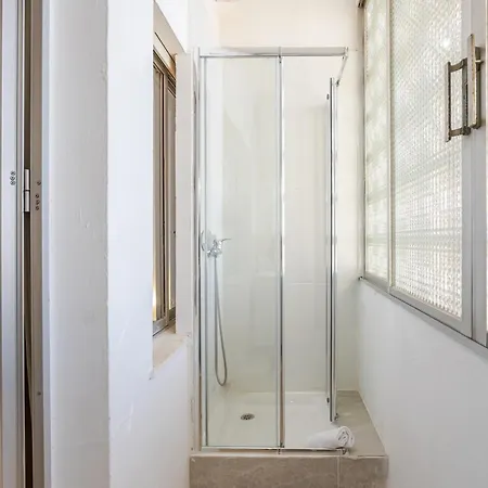 Town Center El Valencia Perelló